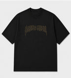 Camiseta Oversized - Quis Ut Deus?