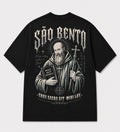 Camiseta Oversized - Crux sacra sit mihi lux