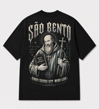 Camiseta Oversized - Crux sacra sit mihi lux