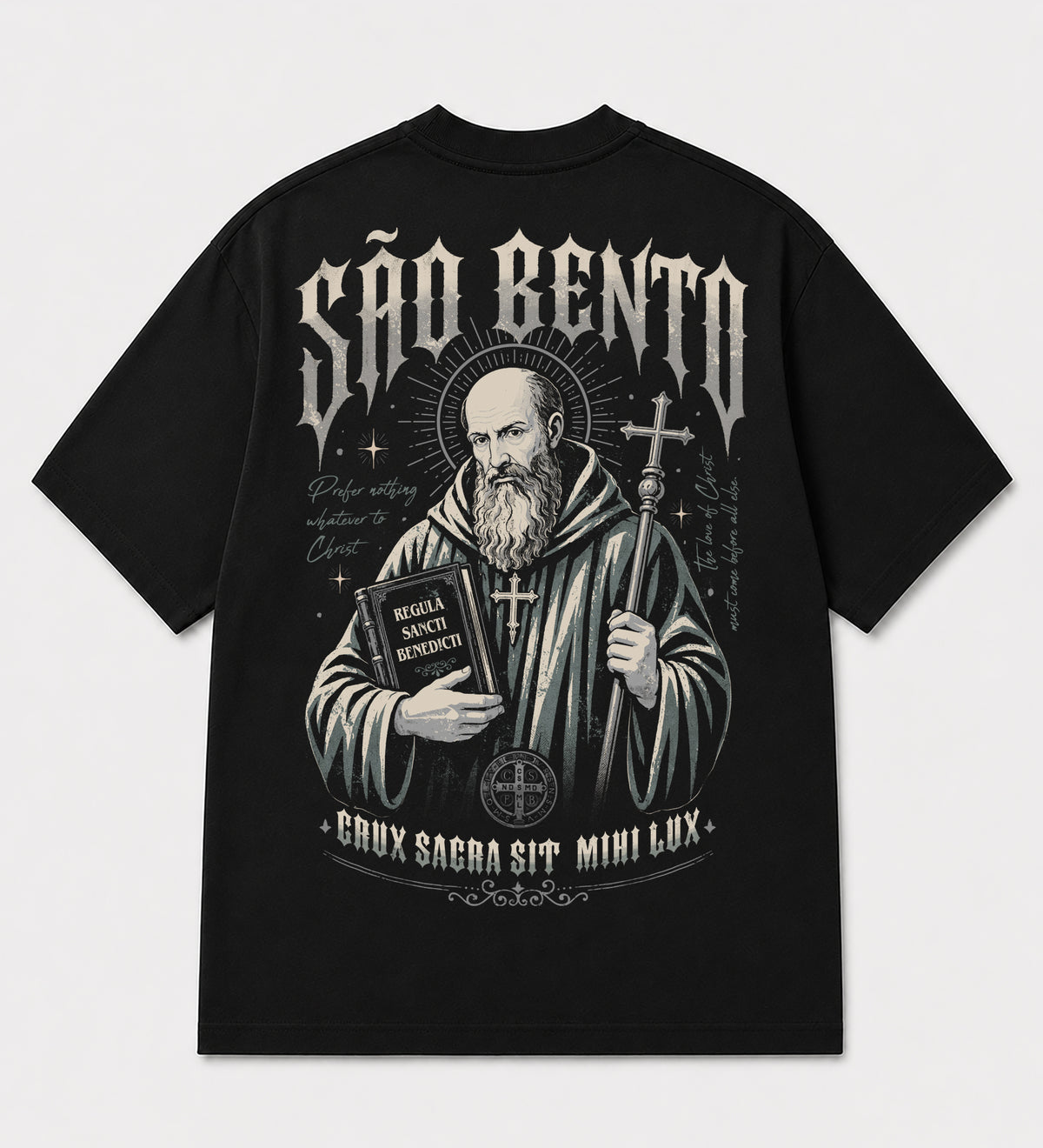 Camiseta Oversized - Crux sacra sit mihi lux
